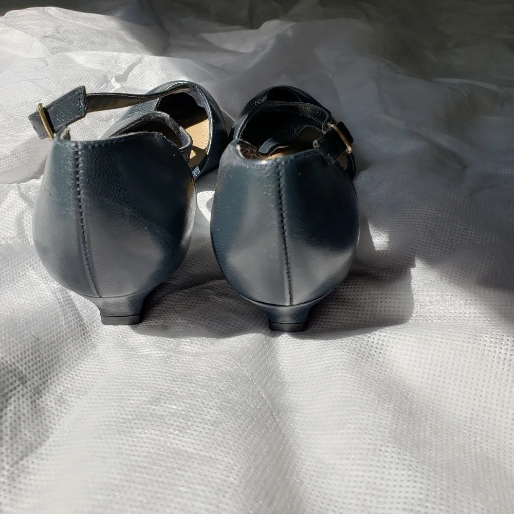 Easy Spirit Blue Almond Toe Block Heel Women's Dress Shoes Size 5 1/2 NWOT